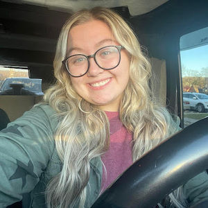 Meet your Posher, Amil